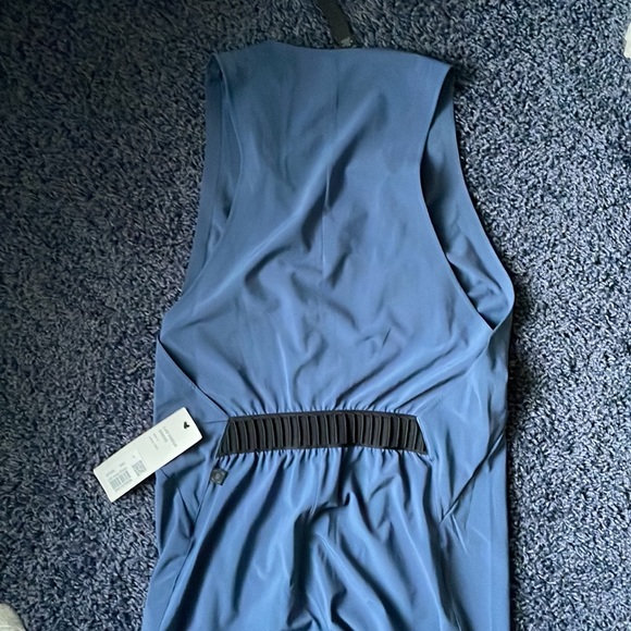 Lululemon Vindur Onesie Jumpsuit size 4 Blue Athleisure - Picture 7 of 8